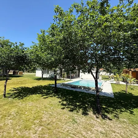 Maison Entre Vignobles Et Dune Belin-Beliet Exterior photo